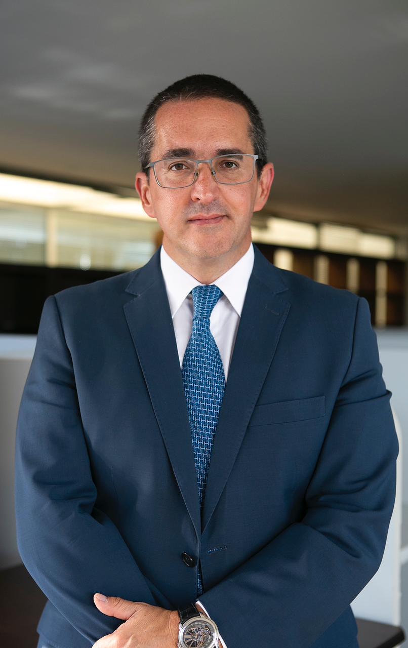 Osmar Mendes Paixão Côrtes